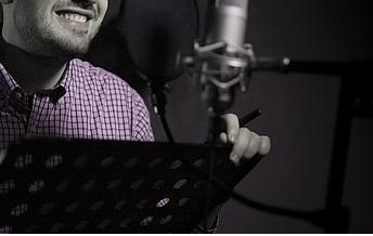 Voiceover service ehlionsatursinger